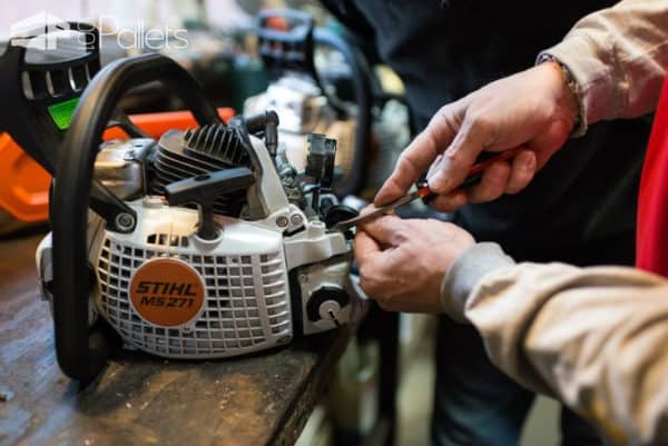 How to Maintain Your Chainsaw DIY Pallet Tutorials How to Maintain Your Chainsaw DIY Pallet Tutorials