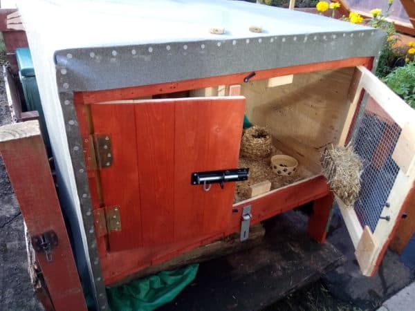Pallet Rabbit Hutch or Small Animal House Animal Pallet Houses & Pallet Supplies Pallet Rabbit Hutch or Small Animal House Animal Pallet Houses & Pallet Supplies