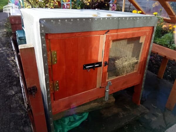 Pallet Rabbit Hutch or Small Animal House Animal Pallet Houses & Pallet Supplies Pallet Rabbit Hutch or Small Animal House Animal Pallet Houses & Pallet Supplies