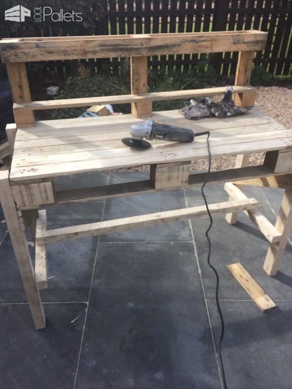 Pallet Workbench/Potting Bench Workshop and tools Pallet Workbench/Potting Bench Workshop and tools