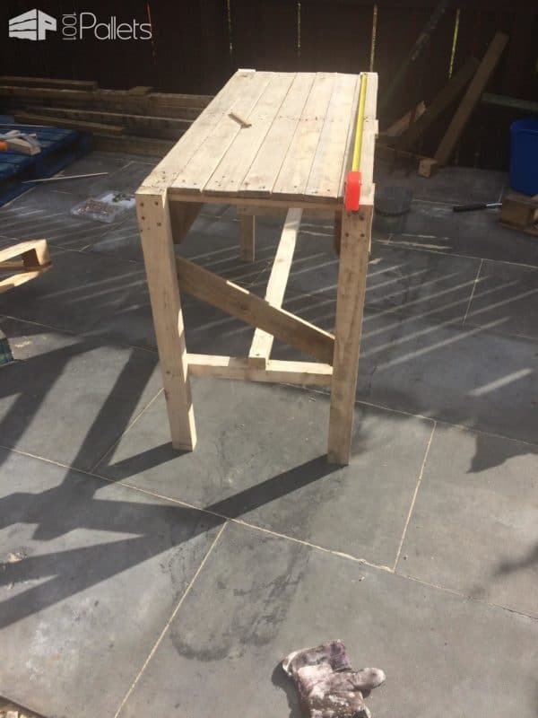 Pallet Workbench/Potting Bench Workshop and tools Pallet Workbench/Potting Bench Workshop and tools