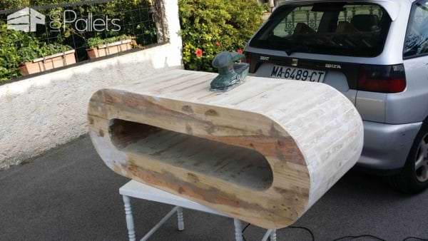 35 Amazing Tv Stands & Cabinets Made Out Of Wood Pallets Pallet TV Stands & Racks 35 Amazing Tv Stands & Cabinets Made Out Of Wood Pallets Pallet TV Stands & Racks