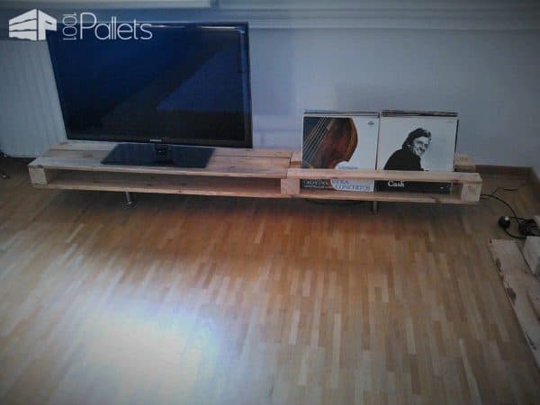 35 Amazing Tv Stands & Cabinets Made Out Of Wood Pallets Pallet TV Stands & Racks 35 Amazing Tv Stands & Cabinets Made Out Of Wood Pallets Pallet TV Stands & Racks
