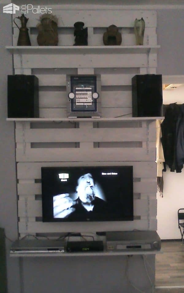 35 Amazing Tv Stands & Cabinets Made Out Of Wood Pallets Pallet TV Stands & Racks 35 Amazing Tv Stands & Cabinets Made Out Of Wood Pallets Pallet TV Stands & Racks