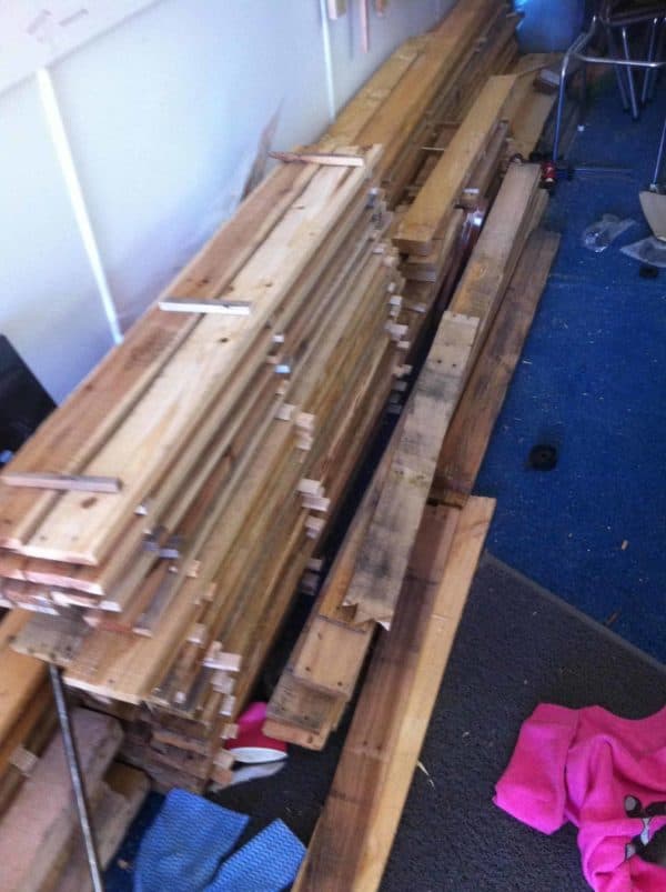 Adirondack Pallet Chairs Pallet Benches, Pallet Chairs & Stools Adirondack Pallet Chairs Pallet Benches, Pallet Chairs & Stools