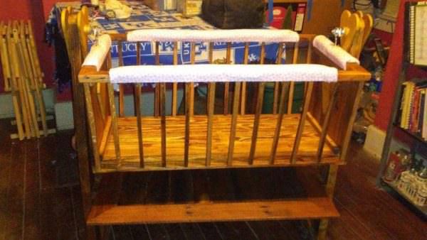 Reclaimed Pallet Baby Cradle Pallet Beds, Pallet Headboards & Frames Reclaimed Pallet Baby Cradle Pallet Beds, Pallet Headboards & Frames
