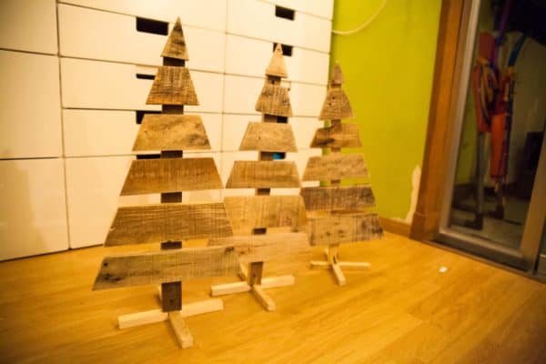 Three Little Pallet Christmas Trees Pallet Home Décor Ideas Three Little Pallet Christmas Trees Pallet Home Décor Ideas