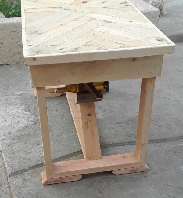 Herringbone Pattern Pallet Table Pallet Coffee Tables Herringbone Pattern Pallet Table Pallet Coffee Tables