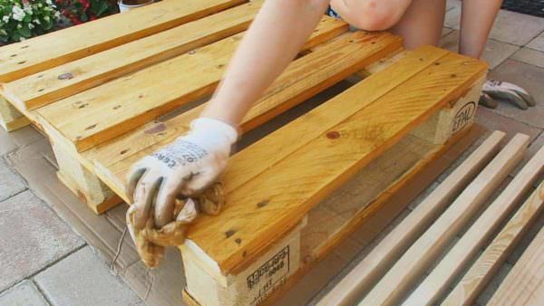 Diy: Pallet Coffee Table DIY Pallet Tutorials DIY Pallet Video Tutorials Pallet Coffee Tables Diy: Pallet Coffee Table DIY Pallet Tutorials DIY Pallet Video Tutorials Pallet Coffee Tables