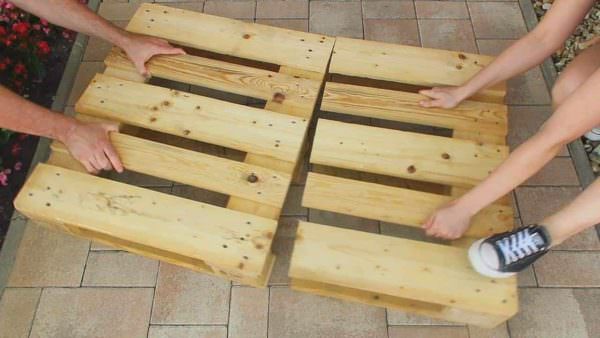 Diy: Pallet Coffee Table DIY Pallet Tutorials DIY Pallet Video Tutorials Pallet Coffee Tables Diy: Pallet Coffee Table DIY Pallet Tutorials DIY Pallet Video Tutorials Pallet Coffee Tables