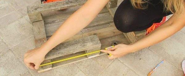 Diy: Pallet Pet Bed Animal Pallet Houses & Pallet Supplies DIY Pallet Tutorials DIY Pallet Video Tutorials Diy: Pallet Pet Bed Animal Pallet Houses & Pallet Supplies DIY Pallet Tutorials DIY Pallet Video Tutorials