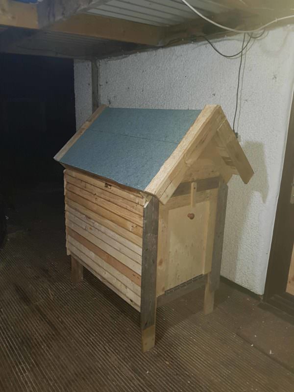 Reclaimed Pallet Chicken Coop Animal Pallet Houses & Pallet Supplies Reclaimed Pallet Chicken Coop Animal Pallet Houses & Pallet Supplies