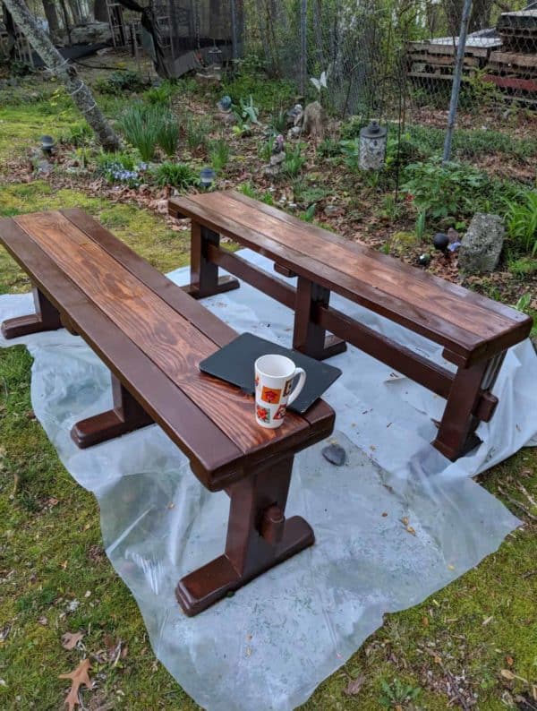 Pallet Farmhouse Table and Benches Pallet Benches, Pallet Chairs & Stools Pallet Desks & Pallet Tables Pallet Farmhouse Table and Benches Pallet Benches, Pallet Chairs & Stools Pallet Desks & Pallet Tables