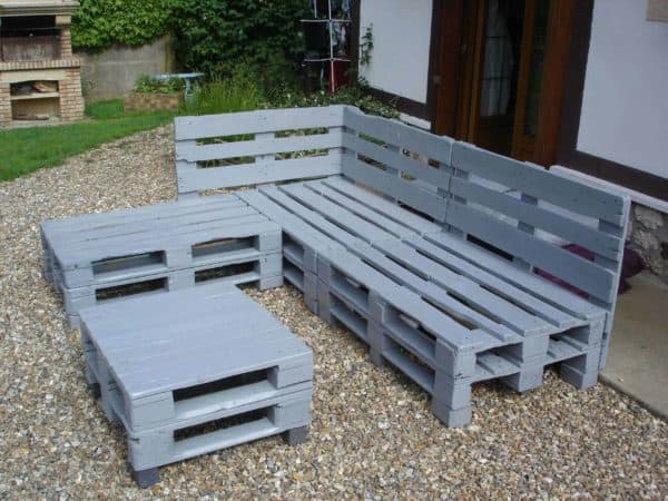5 Springtime Pallet Projects For Your Garden Animal Pallet Houses & Pallet Supplies Lounges & Garden Sets Pallet Planters & Compost Bins 5 Springtime Pallet Projects For Your Garden Animal Pallet Houses & Pallet Supplies Lounges & Garden Sets Pallet Planters & Compost Bins