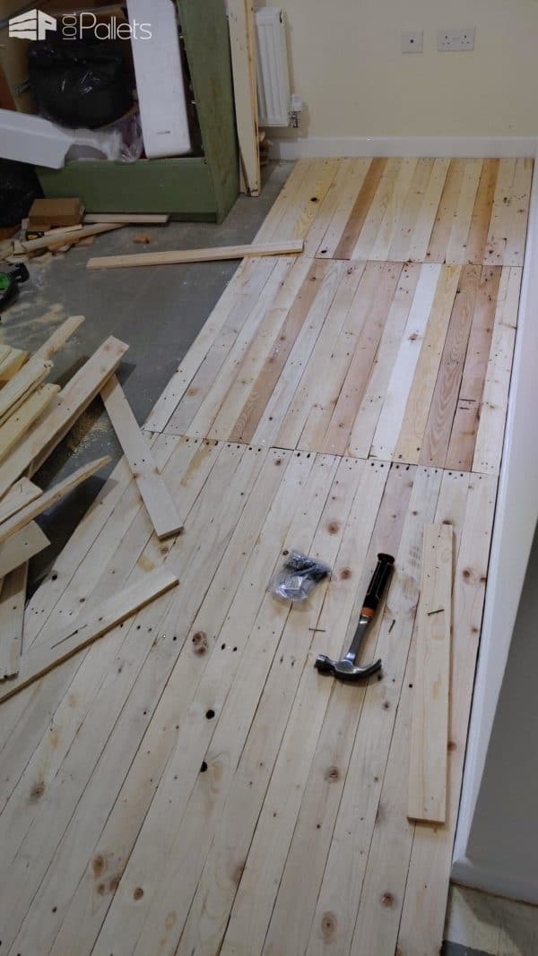 Flooring with Upcycled Pallets Pallet Floors & Decks Flooring with Upcycled Pallets Pallet Floors & Decks
