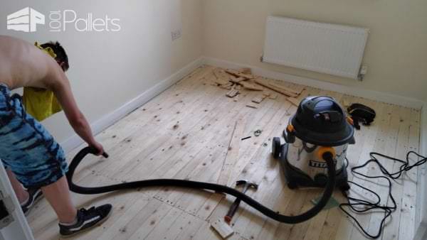 Flooring with Upcycled Pallets Pallet Floors & Decks Flooring with Upcycled Pallets Pallet Floors & Decks