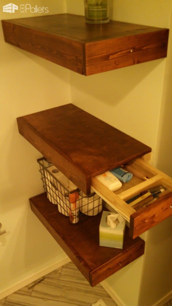 Practical Ways to Use Wall Shelves to Personalize a Dorm Space Pallet Shelves & Pallet Coat Hangers Practical Ways to Use Wall Shelves to Personalize a Dorm Space Pallet Shelves & Pallet Coat Hangers