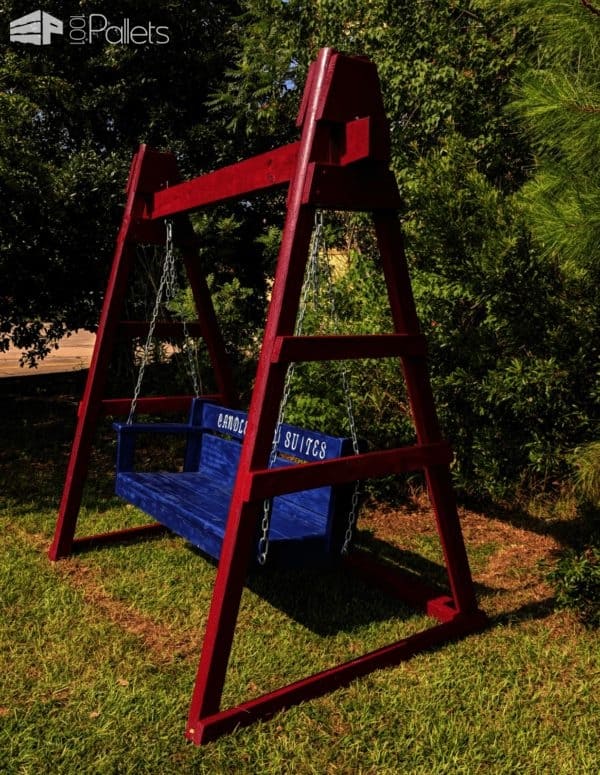 A-frame Swing from One Commercial Size Pallet Pallets in the Garden A-frame Swing from One Commercial Size Pallet Pallets in the Garden
