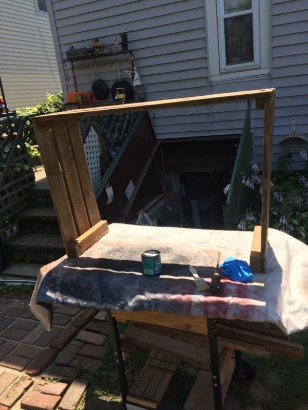 Pallet Cosplay Builds Display Hutch Pallet Shelves & Pallet Coat Hangers Pallet Cosplay Builds Display Hutch Pallet Shelves & Pallet Coat Hangers
