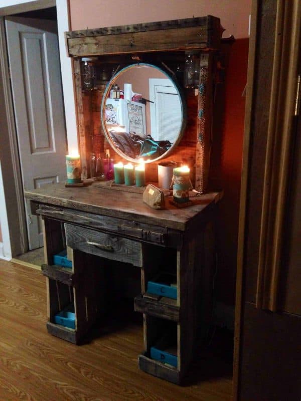 36 Ingenious Ideas In Using Pallets To Decorate Your Home Pallet Home Décor Ideas 36 Ingenious Ideas In Using Pallets To Decorate Your Home Pallet Home Décor Ideas