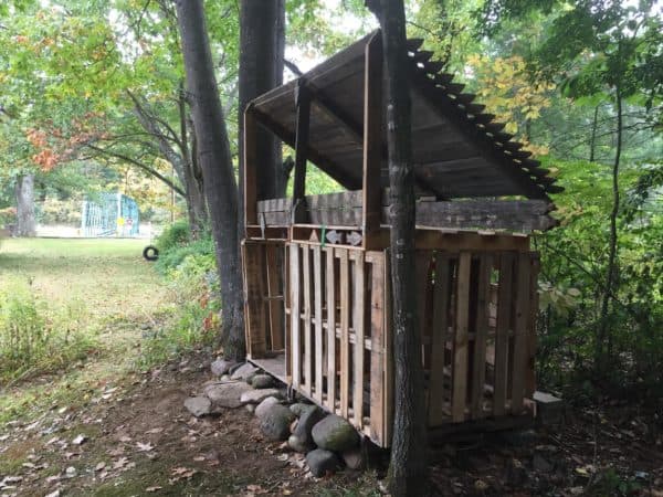The Dream Box: Kids Playhouse or Treehouse Pallet Sheds, Cabins, Huts & Playhouses The Dream Box: Kids Playhouse or Treehouse Pallet Sheds, Cabins, Huts & Playhouses