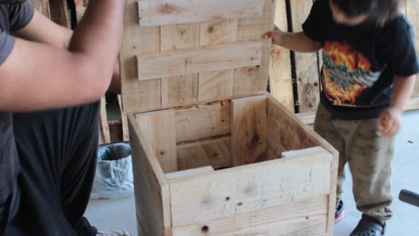 Diy – Pallet Dice Sitting Stool Pallet Benches, Pallet Chairs & Stools Diy – Pallet Dice Sitting Stool Pallet Benches, Pallet Chairs & Stools