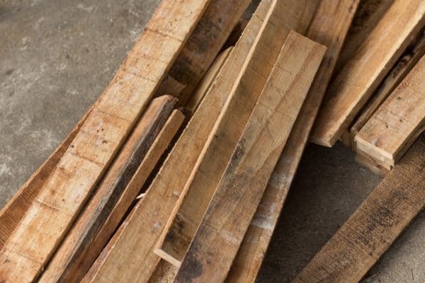 How Does House Humidity Affect Wood Furniture? Workshop and tools How Does House Humidity Affect Wood Furniture? Workshop and tools