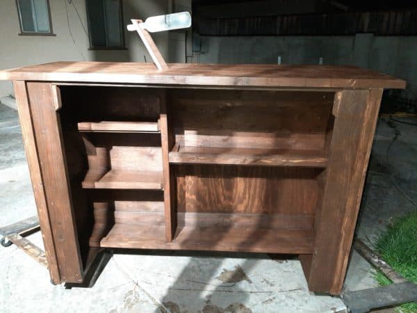 The Evac Esqua Pallet Bar Pallet Bars The Evac Esqua Pallet Bar Pallet Bars