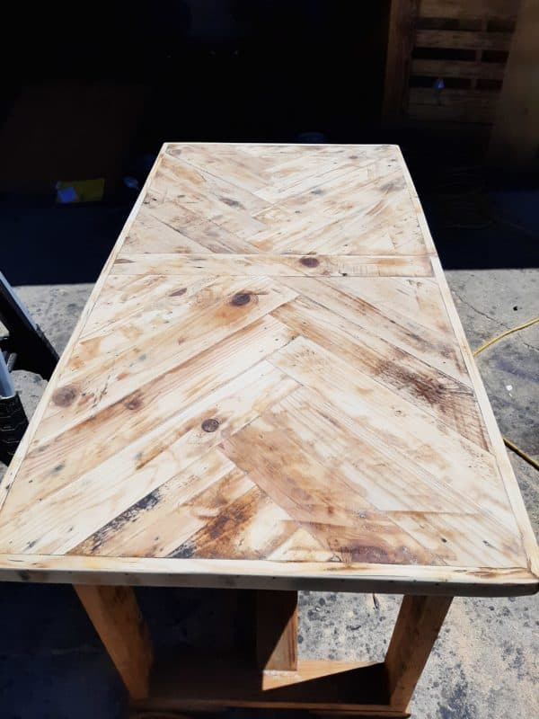 How I Made This Pallet Pub Table: The Wine A Little Pallet Desks & Pallet Tables How I Made This Pallet Pub Table: The Wine A Little Pallet Desks & Pallet Tables