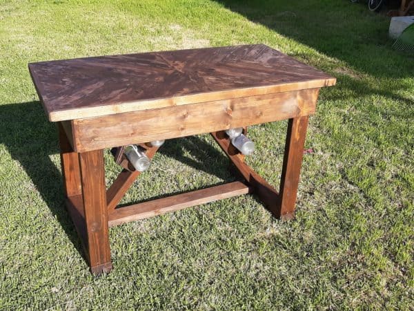 How I Made This Pallet Pub Table: The Wine A Little Pallet Desks & Pallet Tables How I Made This Pallet Pub Table: The Wine A Little Pallet Desks & Pallet Tables