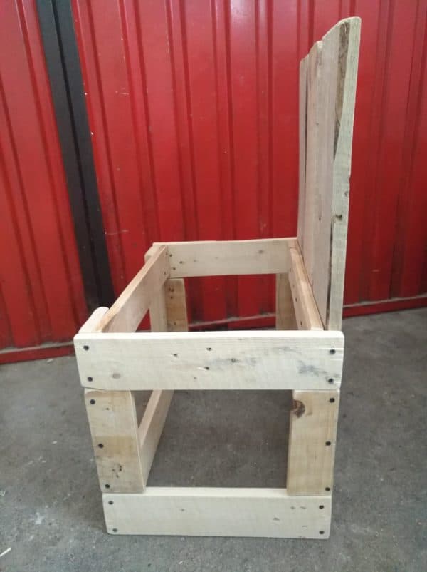 How I Made A Children’s Wood Pallet Kitchen For Indoor / Outdoor Fun Pallet Crafts for Kids How I Made A Children’s Wood Pallet Kitchen For Indoor / Outdoor Fun Pallet Crafts for Kids
