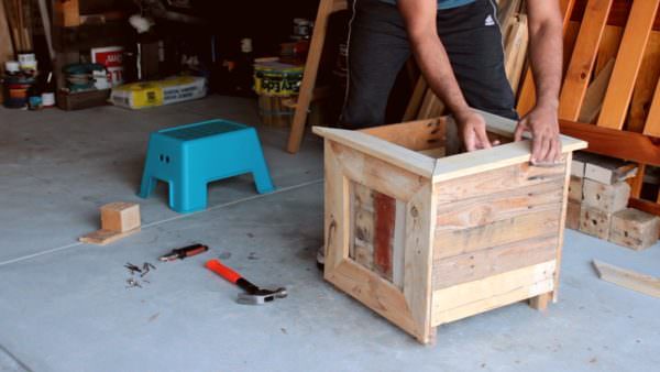 Diy – Backyard Pallet Planter Box DIY Pallet Tutorials DIY Pallet Video Tutorials Pallet Planters & Compost Bins Diy – Backyard Pallet Planter Box DIY Pallet Tutorials DIY Pallet Video Tutorials Pallet Planters & Compost Bins