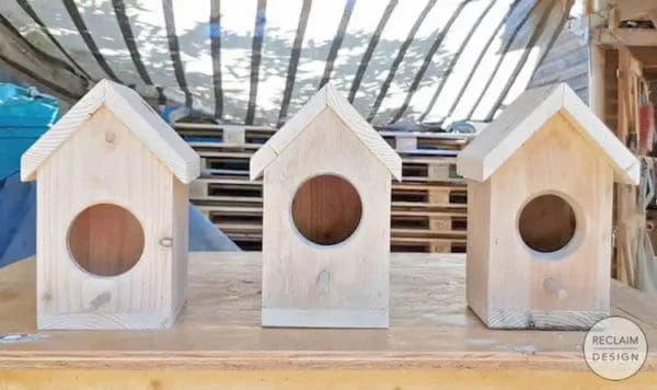 How To Make A Bird Box Out Of Pallet Wood Animal Pallet Houses & Pallet Supplies DIY Pallet Video Tutorials How To Make A Bird Box Out Of Pallet Wood Animal Pallet Houses & Pallet Supplies DIY Pallet Video Tutorials