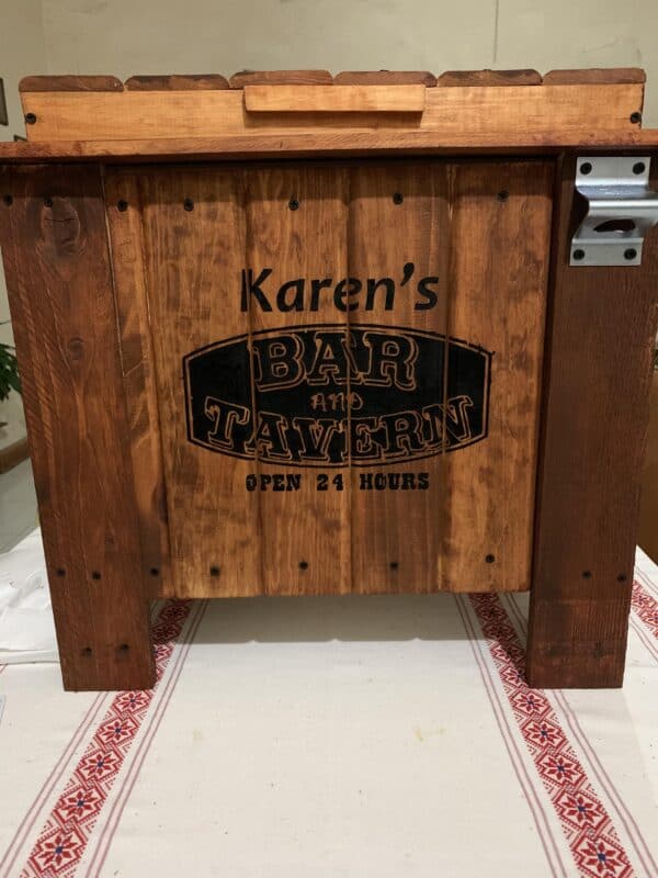 Pallet Coolers Pallet Boxes & Chests Pallet Store, Bar & Restaurant Decorations Pallet Coolers Pallet Boxes & Chests Pallet Store, Bar & Restaurant Decorations
