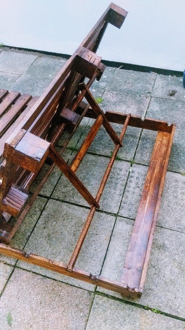 Adjustable Pallet Lounger Pallet Benches, Pallet Chairs & Stools Adjustable Pallet Lounger Pallet Benches, Pallet Chairs & Stools