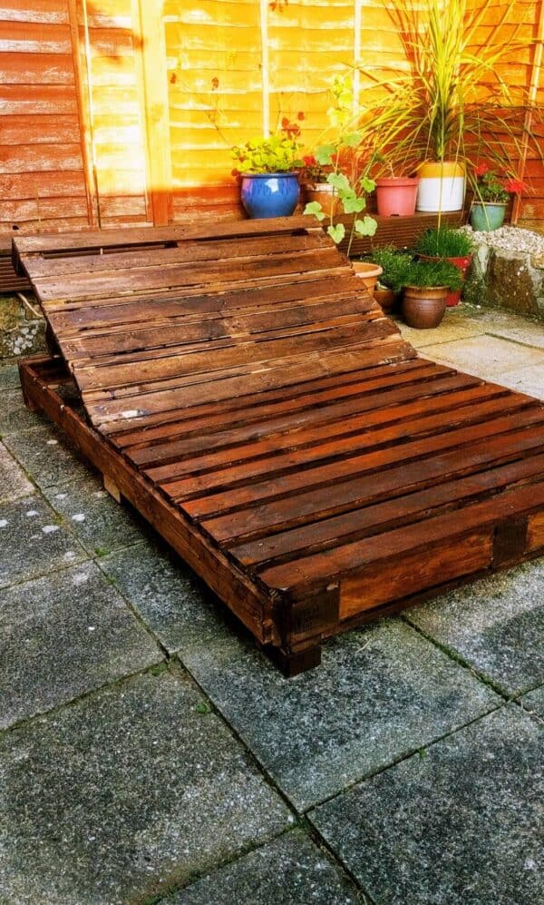 Adjustable Pallet Lounger Pallet Benches, Pallet Chairs & Stools Adjustable Pallet Lounger Pallet Benches, Pallet Chairs & Stools