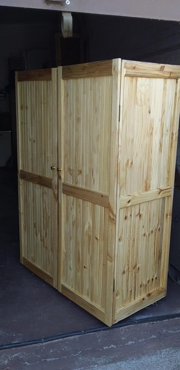 How I Made This Pallet Wardrobe Pallet Cabinets & Wardrobes How I Made This Pallet Wardrobe Pallet Cabinets & Wardrobes