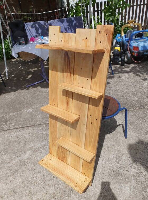 Multi-purpose Pallet Shelf From One Ordinary Pallet Pallet Shelves & Pallet Coat Hangers Multi-purpose Pallet Shelf From One Ordinary Pallet Pallet Shelves & Pallet Coat Hangers