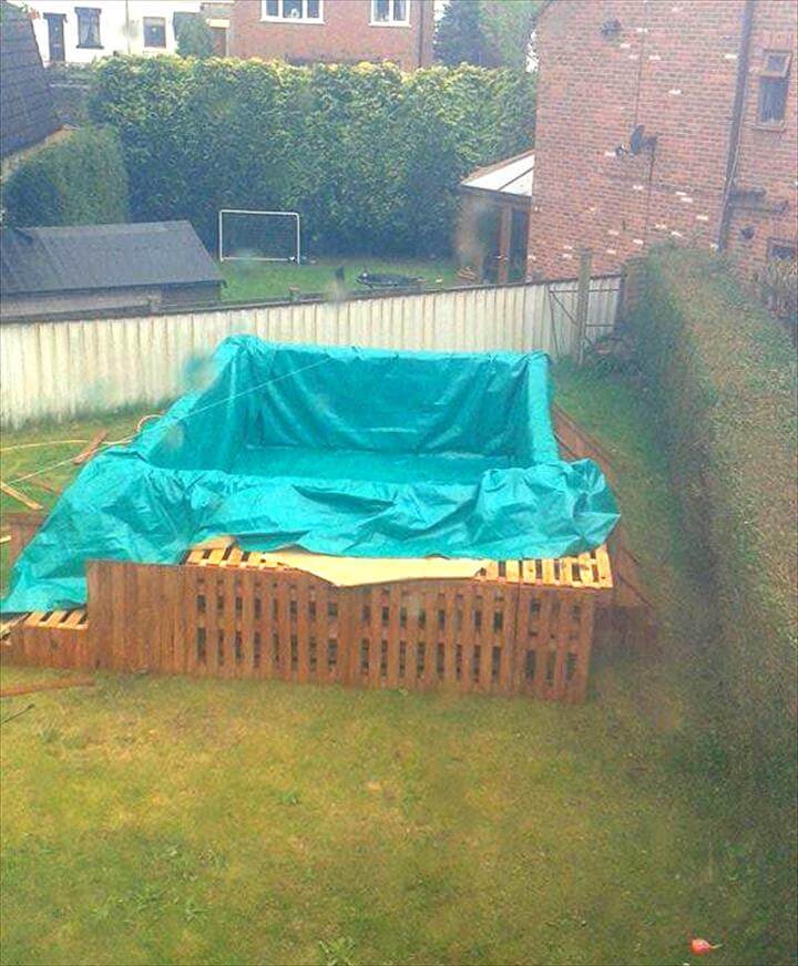 Build a Swimming Pool Out Of 40 Pallets Pallets in the Garden Build a Swimming Pool Out Of 40 Pallets Pallets in the Garden