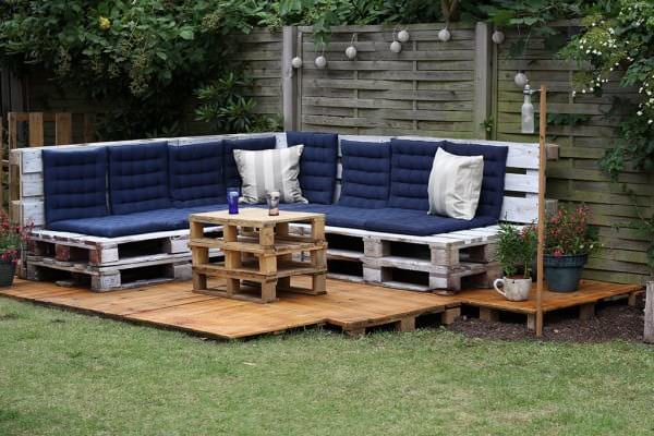 3 Steps for Building a Pallet Deck Pallet Terraces & Pallet Patios 3 Steps for Building a Pallet Deck Pallet Terraces & Pallet Patios
