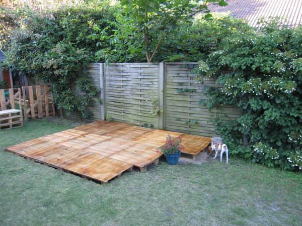 3 Steps for Building a Pallet Deck Pallet Terraces & Pallet Patios 3 Steps for Building a Pallet Deck Pallet Terraces & Pallet Patios