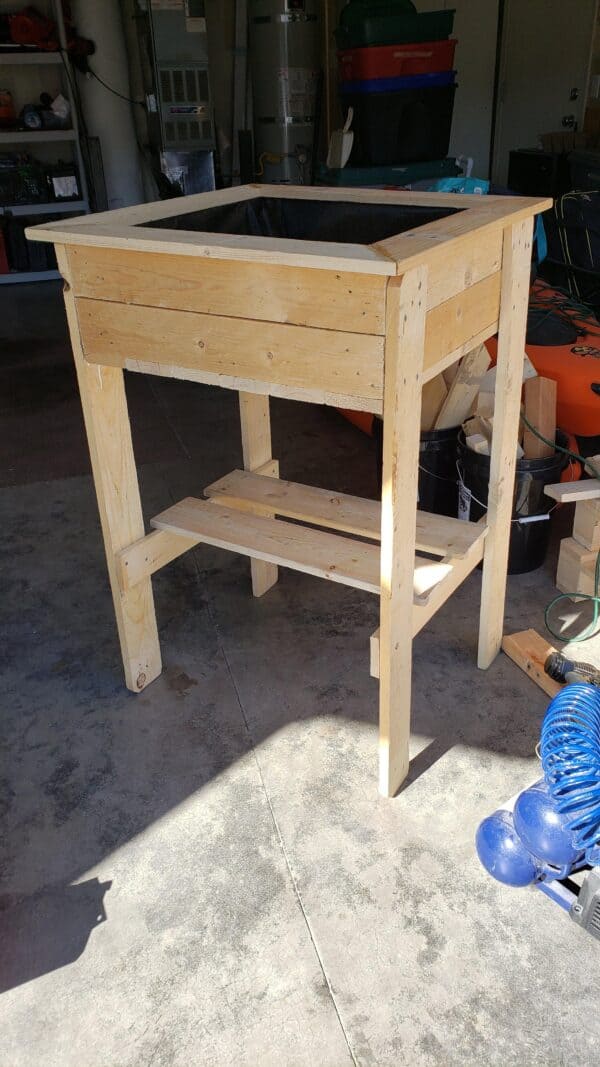 Pallet Herb Planter Box Pallet Planters & Compost Bins Pallet Herb Planter Box Pallet Planters & Compost Bins