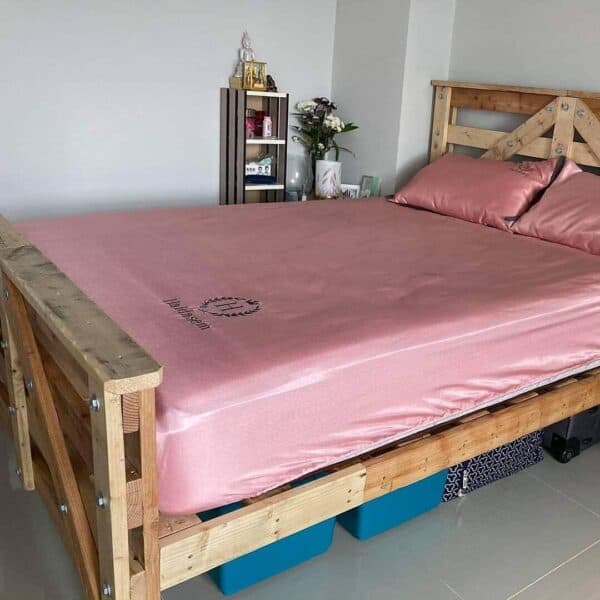 Queen Size (5ft) Pallet Bed Pallet Beds, Pallet Headboards & Frames Queen Size (5ft) Pallet Bed Pallet Beds, Pallet Headboards & Frames