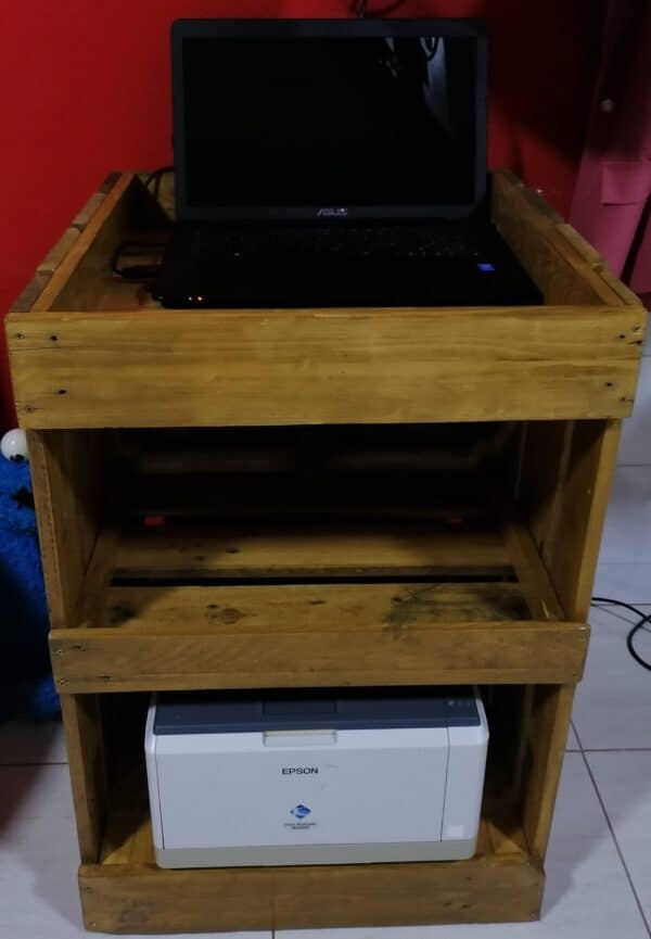 Multi-purpose Pallet Shelf For Computer Equipment Pallet Shelves & Pallet Coat Hangers Multi-purpose Pallet Shelf For Computer Equipment Pallet Shelves & Pallet Coat Hangers