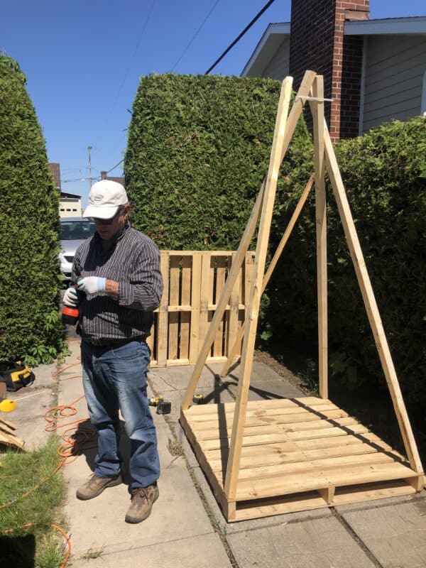 Five Pallets Kid’s Teepee Fun Pallet Crafts for Kids Five Pallets Kid’s Teepee Fun Pallet Crafts for Kids