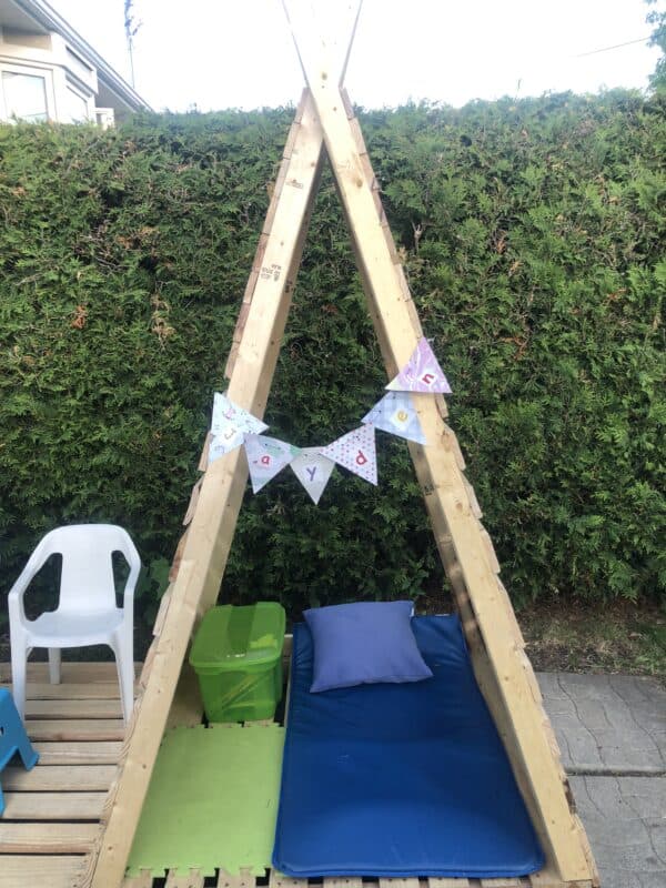 Five Pallets Kid’s Teepee Fun Pallet Crafts for Kids Five Pallets Kid’s Teepee Fun Pallet Crafts for Kids