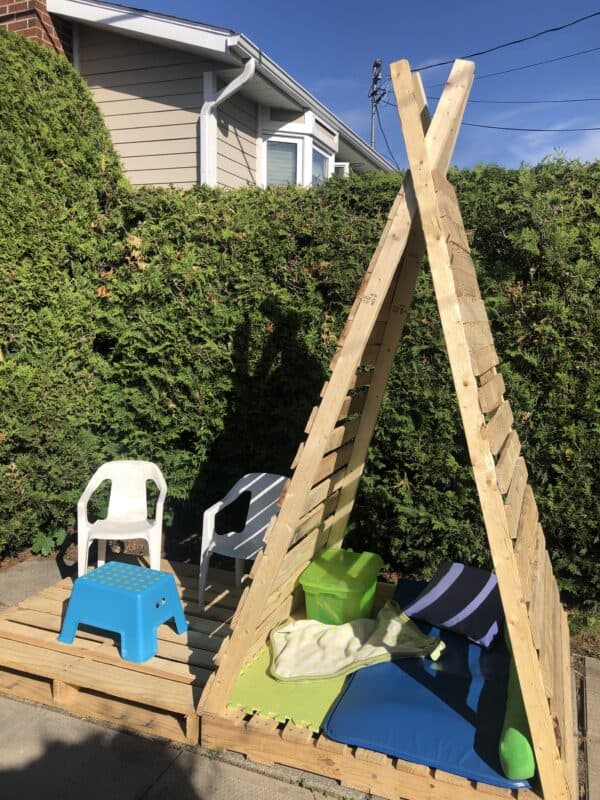 Five Pallets Kid’s Teepee Fun Pallet Crafts for Kids Five Pallets Kid’s Teepee Fun Pallet Crafts for Kids