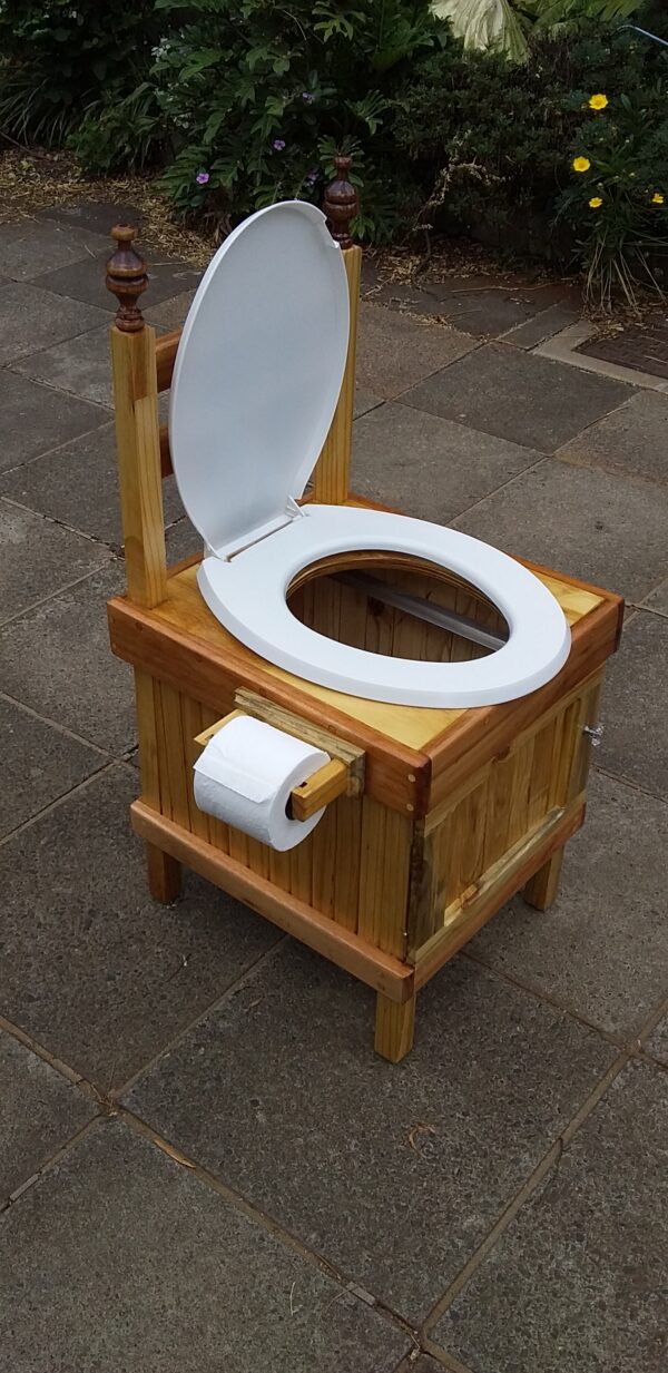 How I Made This Toilet Seat With One Wood Pallet Pallet Benches, Pallet Chairs & Stools How I Made This Toilet Seat With One Wood Pallet Pallet Benches, Pallet Chairs & Stools