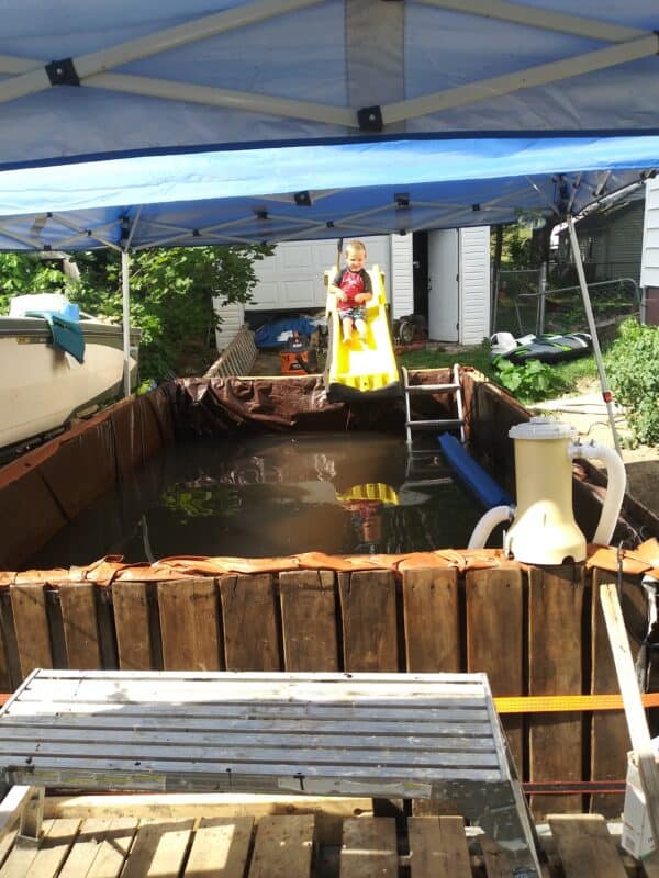 How I Made a Pallet Pool During The Covid-19 Pandemic DIY Pallet Tutorials Fun Pallet Crafts for Kids Pallet Projects Pallets in the Garden How I Made a Pallet Pool During The Covid-19 Pandemic DIY Pallet Tutorials Fun Pallet Crafts for Kids Pallet Projects Pallets in the Garden