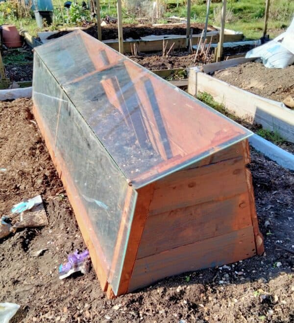 How I Made This Cold Frame From Pallet Wood & Discarded “Ikea” Glazed Doors Garden How I Made This Cold Frame From Pallet Wood & Discarded “Ikea” Glazed Doors Garden